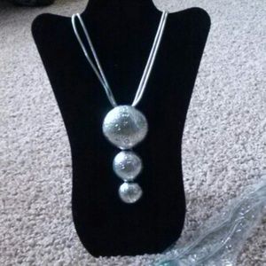 Double chained necklace