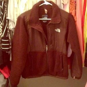 The north face brown Denali jacket coat small