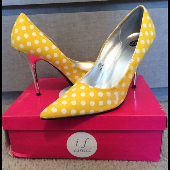 Shoes - Yellow Polka Dot Heels