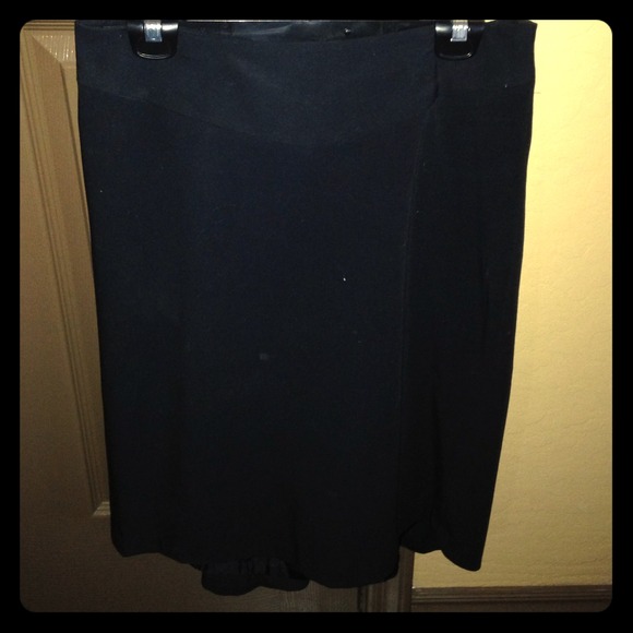 Mossimo Black pencil skirt