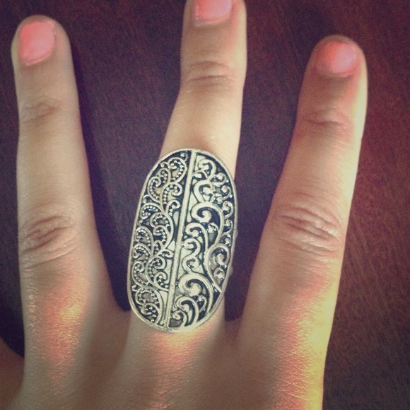 A ring! - Picture 1 of 3
