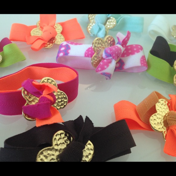 Bracelets - Picture 2 of 4