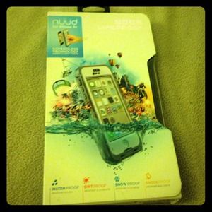 IPhone 5c nuud LifeProof case