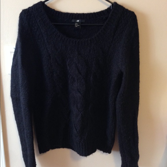 H&M cable knit sweater boat neck size L