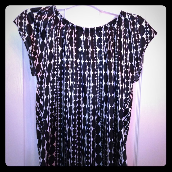 SALE!💥Black & White blouse