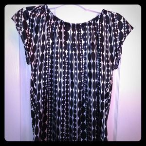 SALE!💥Black & White blouse