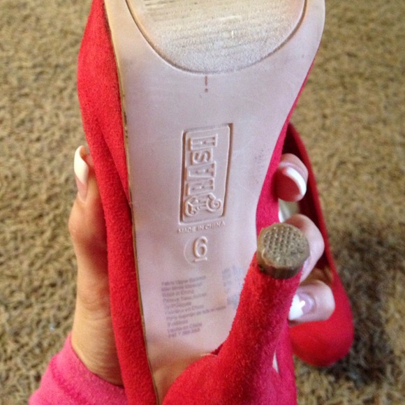 Red platform heels - Picture 3 of 3