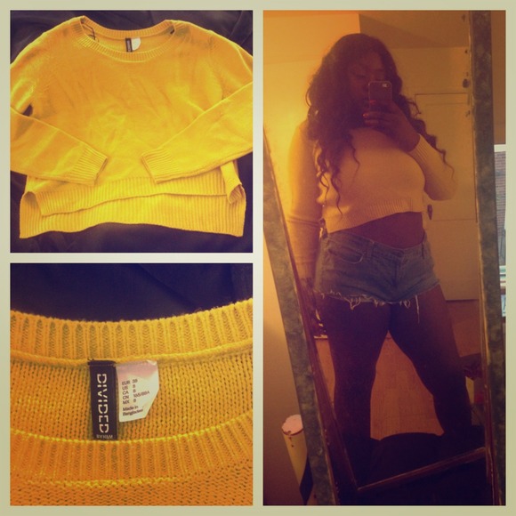 H&M cropped sweater.🍂🍁
