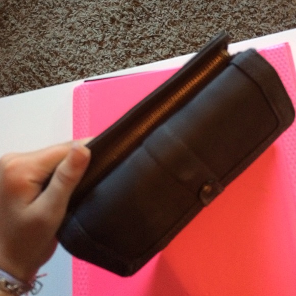 Wallet - Picture 3 of 3