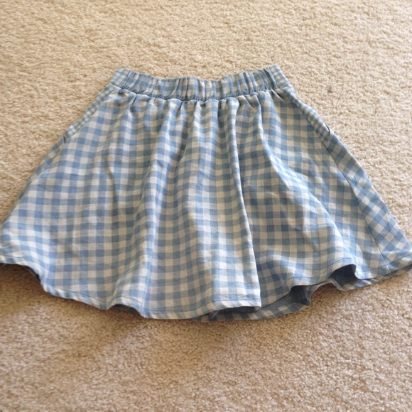 Gingham skirt (new) - Picture 2 of 3