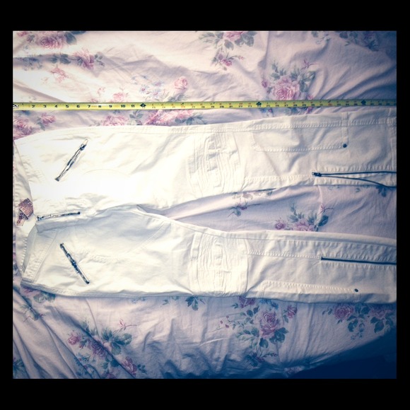 Guess pants