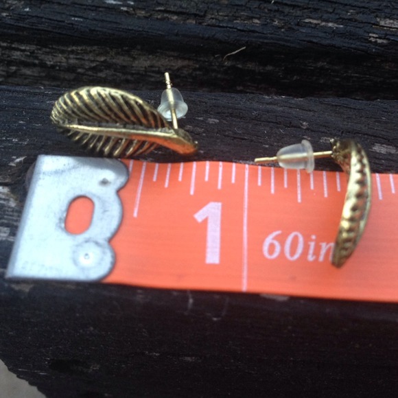 🍂Leaf Earrings❌sold❌ - Picture 2 of 4