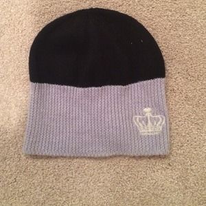 Juicy couture knitted hat