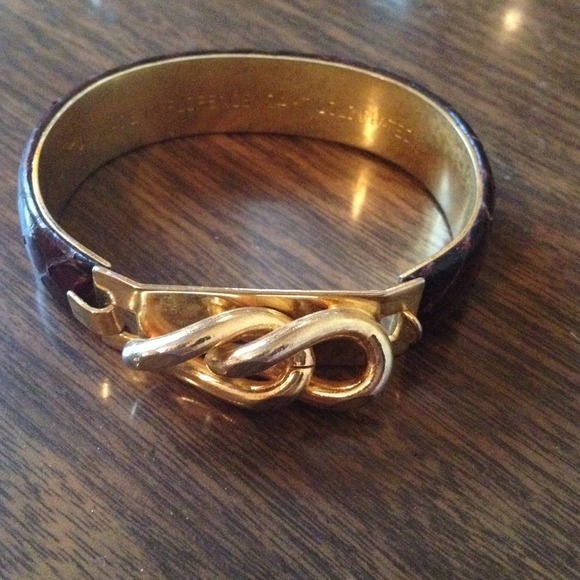 Embossed leather bracelet