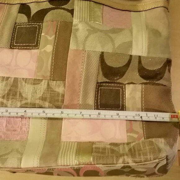 Reduced Authentic Coach bag.  Used once. - Picture 4 of 4