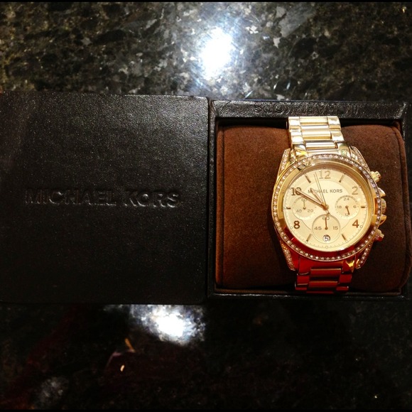Michael Kors Blair Gold Watch MK5166 - Picture 3 of 3