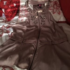 2b bebe elegant blouse✨price reduced✨✨