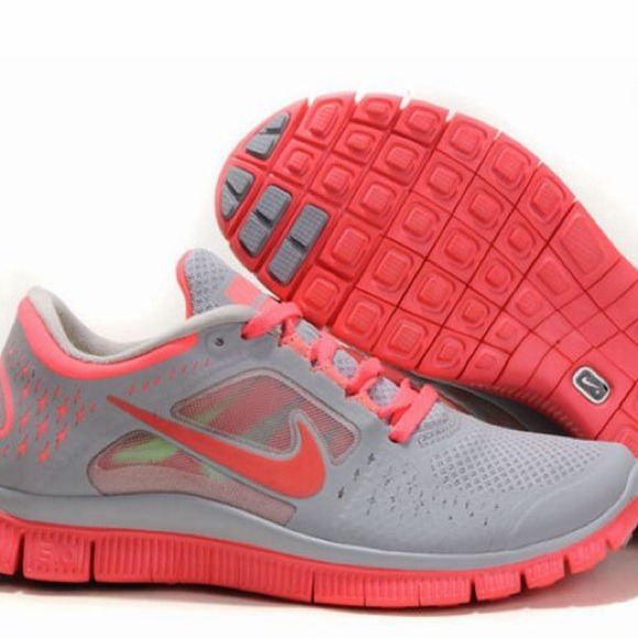 NEW!! Nike Free Run