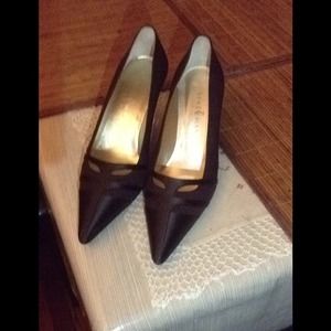 Rene Mancini Brown Satin Italian Shoes, new NWOT