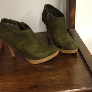 Green suede shoes