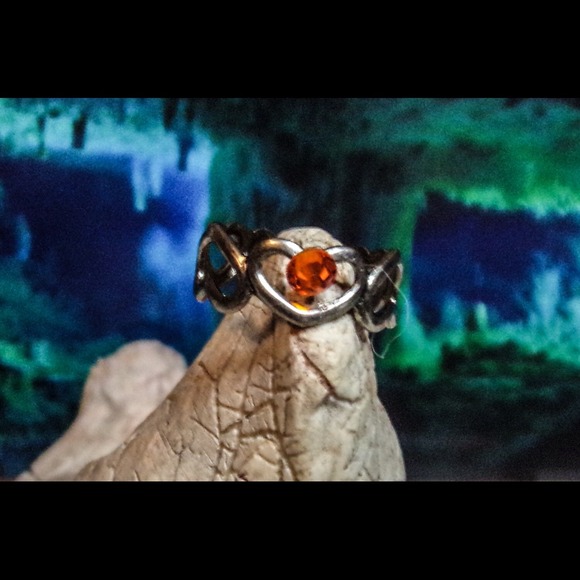 Handcrafted Antiqued Silver Finish Adj. Toe Ring