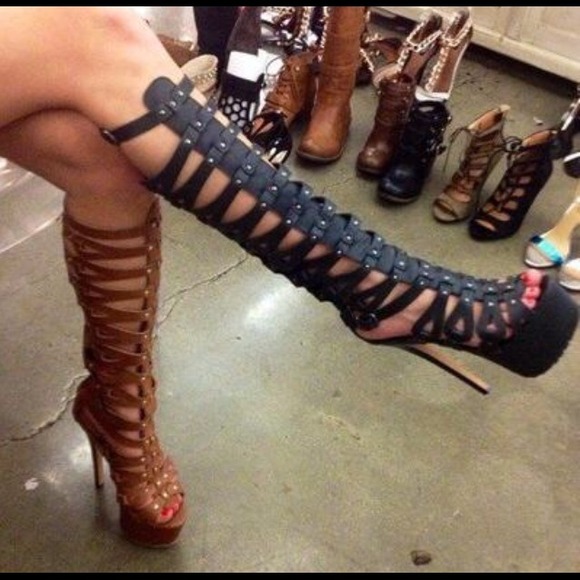 Zigi Girl Gladiators Platforms Sandles