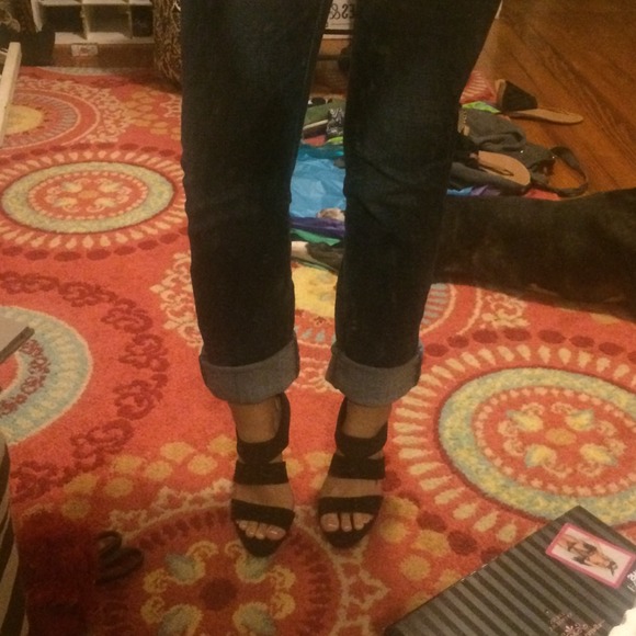 🔴SOLD🔴 GLO Heels. - Picture 4 of 4