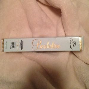 too faced borderline