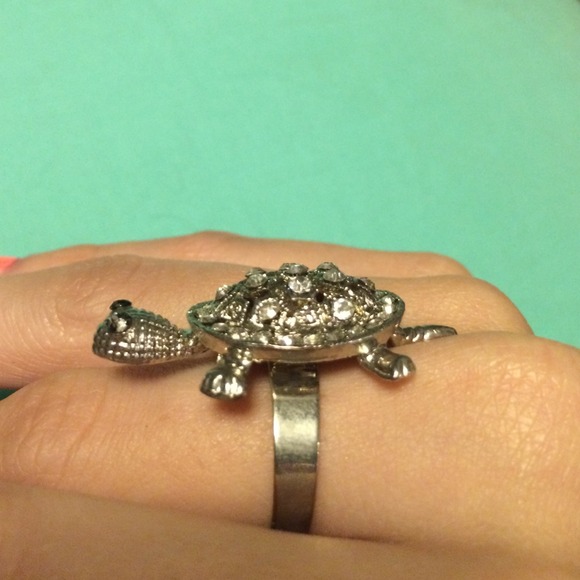 🐢Adorable turtle ring🐢 - Picture 2 of 4