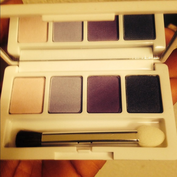 Clinique Purple palette