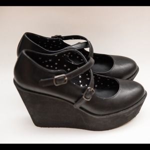 Flat Wedges - Mary Jane style