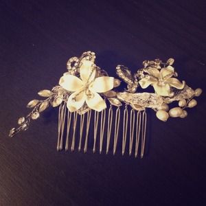 Wedding hair comb