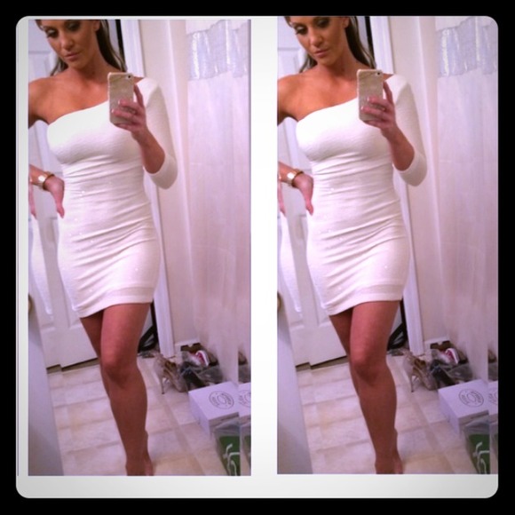 Charlotte Russe Dresses & Skirts - 💖NWOT GORGEOUS Dress!