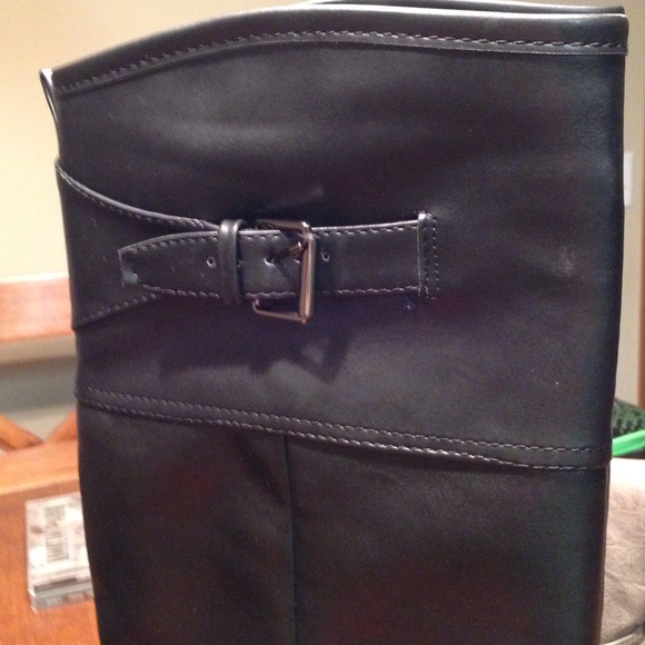 Brand new never worn size 6 - Picture 3 of 3