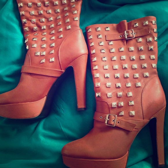 Studded boot