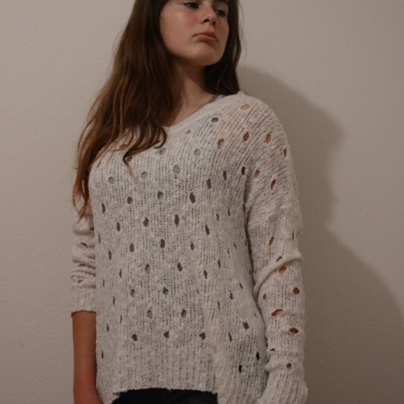 Forever 21 holey sweater - Picture 2 of 3