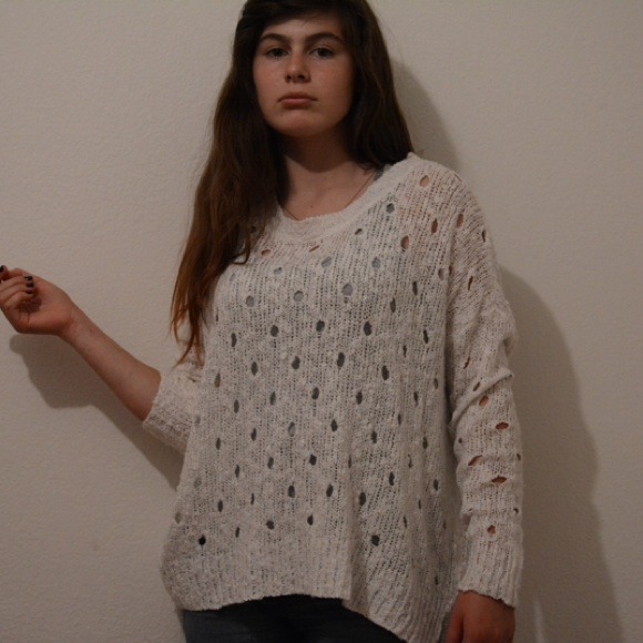 Forever 21 holey sweater - Picture 3 of 3