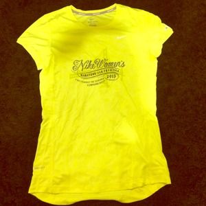 Nike Women's Marathon Tee