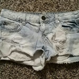 Decree denim shorts