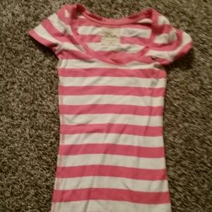 Hollister short sleeve so cal stretch size xs