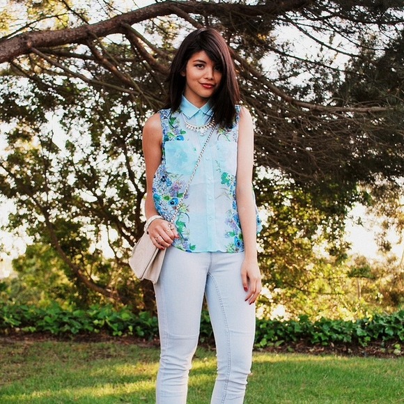 Blue Floral Chiffon Top - Picture 3 of 3