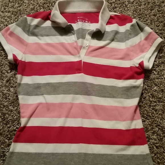 Arizona shorts sleeve top size small