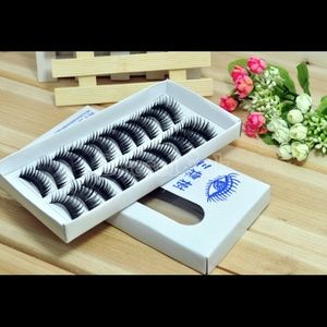 10 Pcs Thick Long False Eyelashes