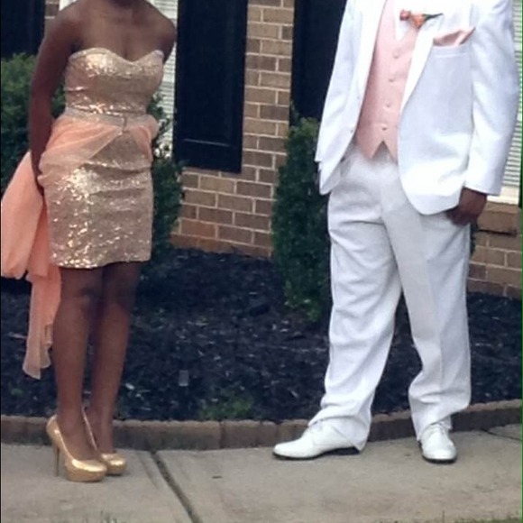 Prom Dress ! - Picture 3 of 4