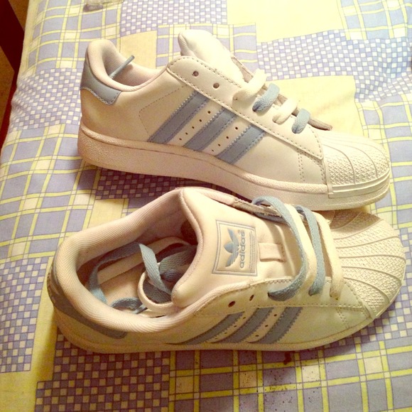 Adidas Sneaks !