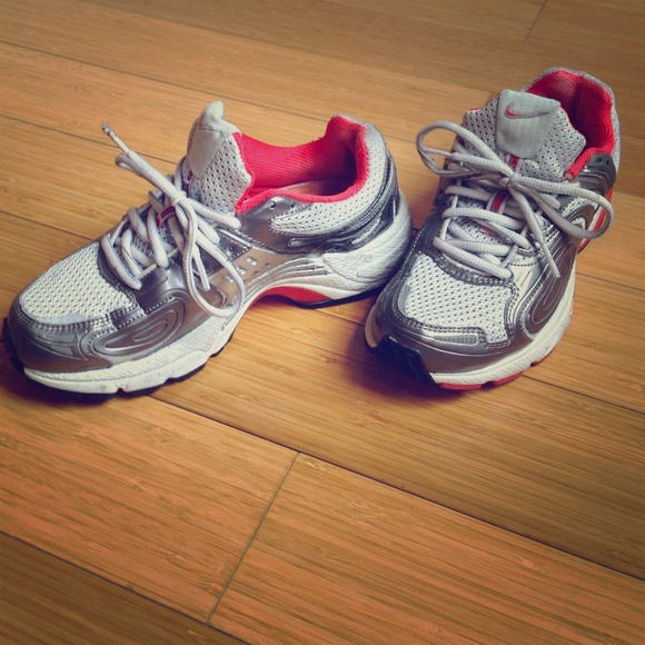 Nike zoom air women's sneakers