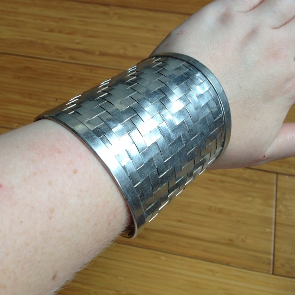 Silver cuff - Picture 2 of 4