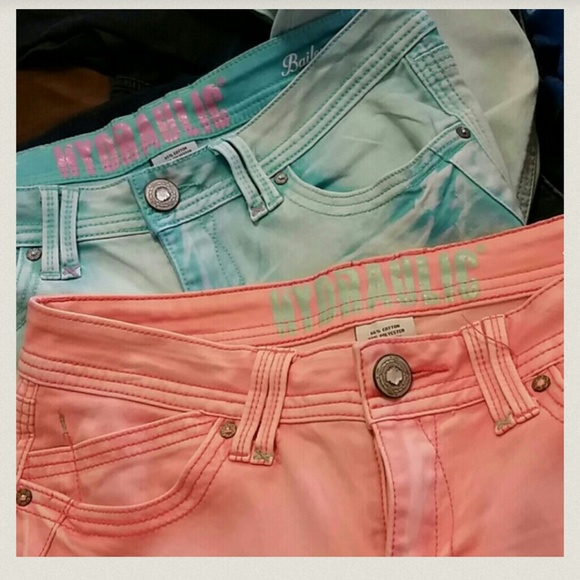 Blue Hydraulic Bailey ankle length pants