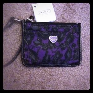 SALE ❗️❗️❗️Coach Daisy Ocelot Poppy ID Coin Purse