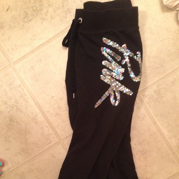 Black crop Victoria secret yoga pants !